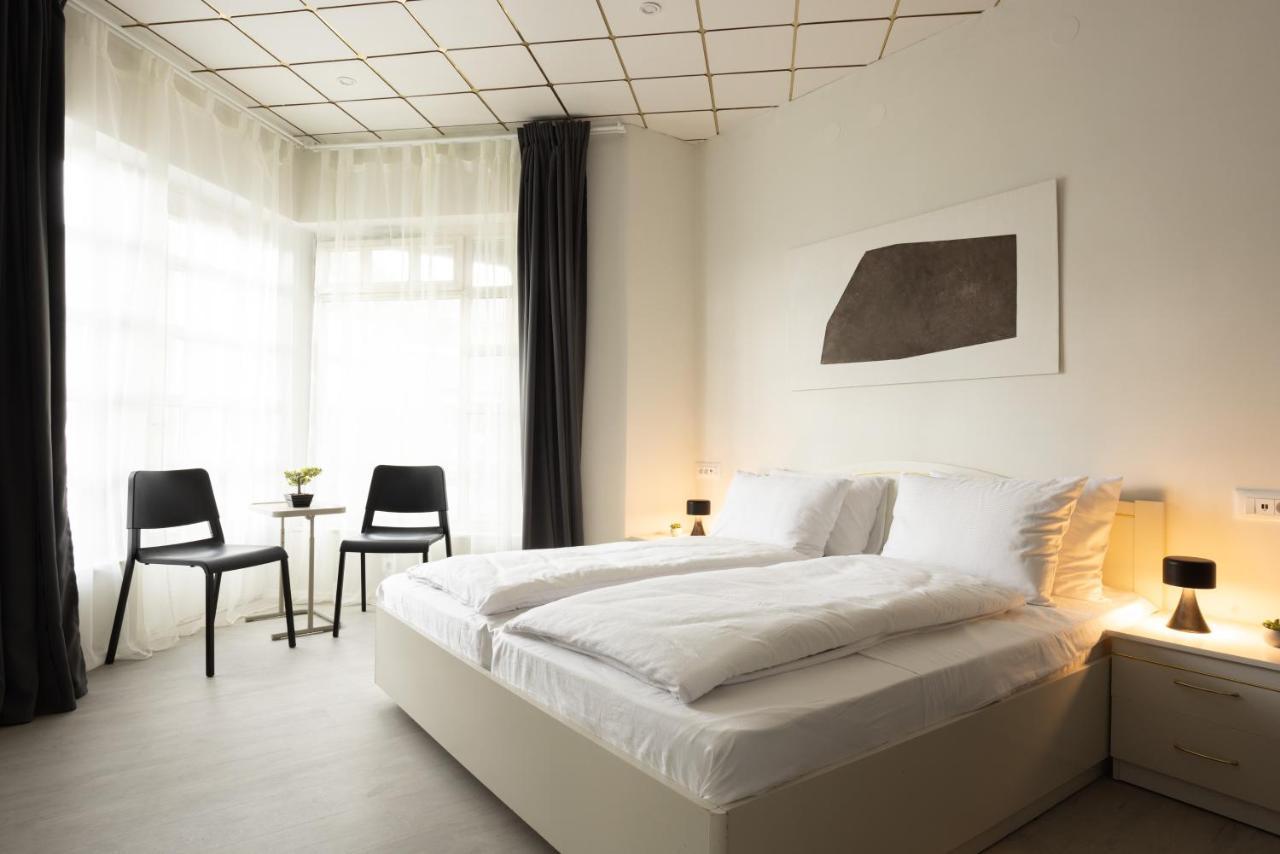Apartments Trzin-Mlake W Free Parking Bagian luar foto